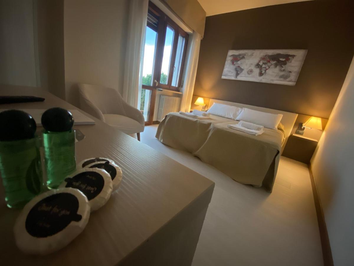 Hotel Lido Bollengo Zewnętrze zdjęcie