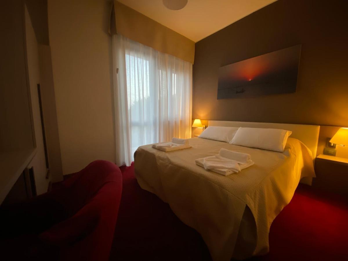 Hotel Lido Bollengo Zewnętrze zdjęcie